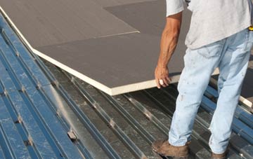 benefits of insulating Stydd flat roofing